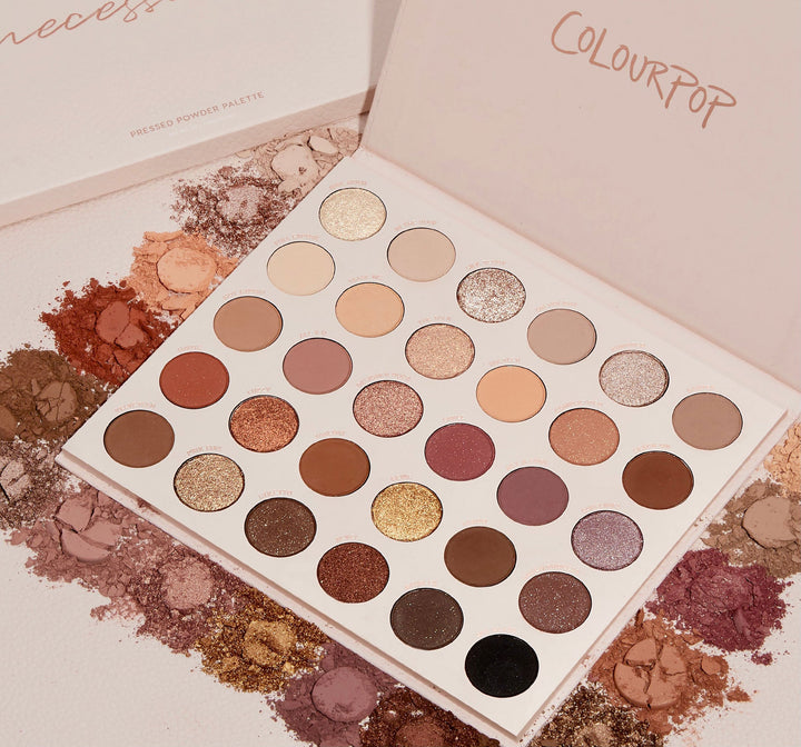 Bare Necessities - Multidimensional Refined Eye Look