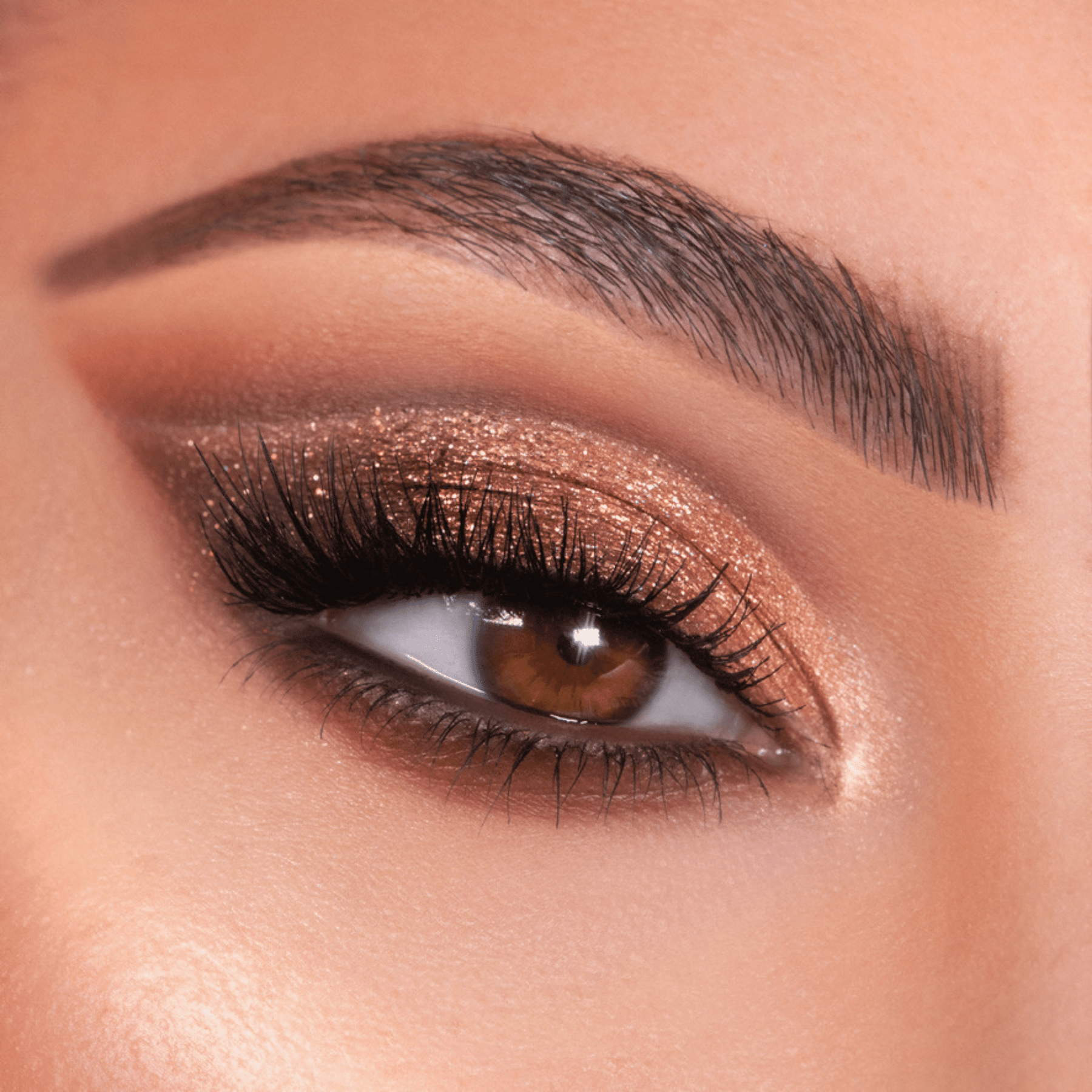 Bare Necessities - Multidimensional Refined Eye Look