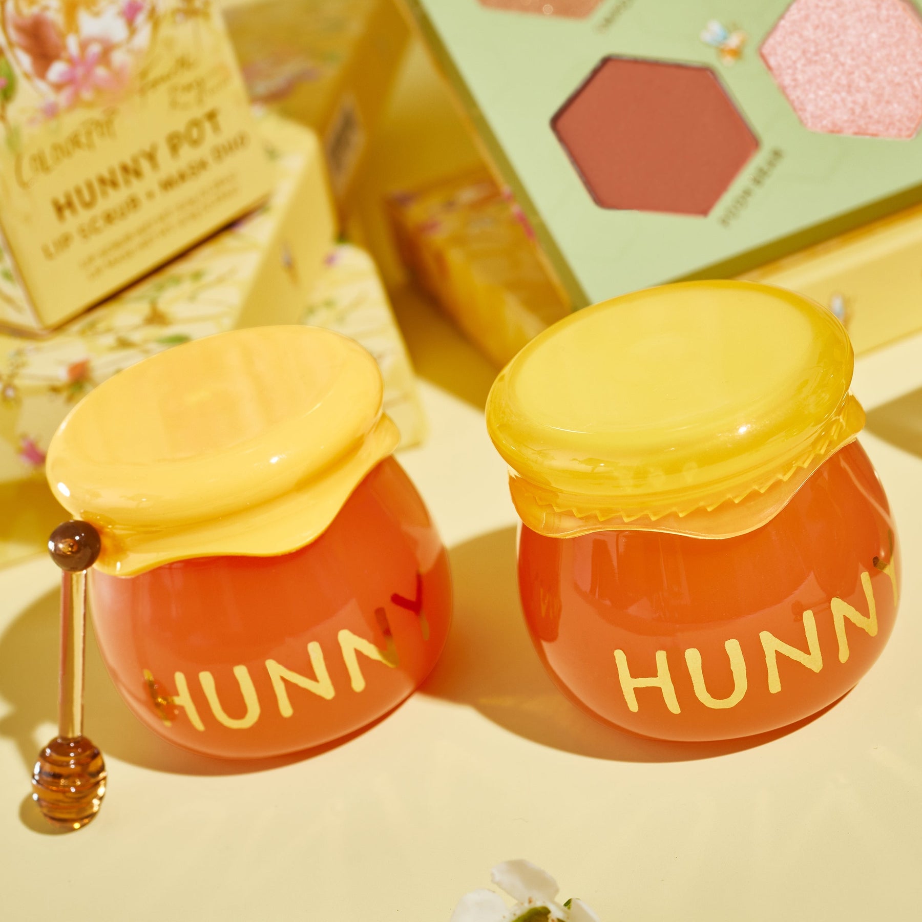 Hunny Pot - Elegant Romantic Beauty Discovery