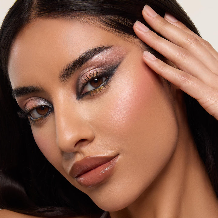Precious Metals - Classic Timeless Eye Detail