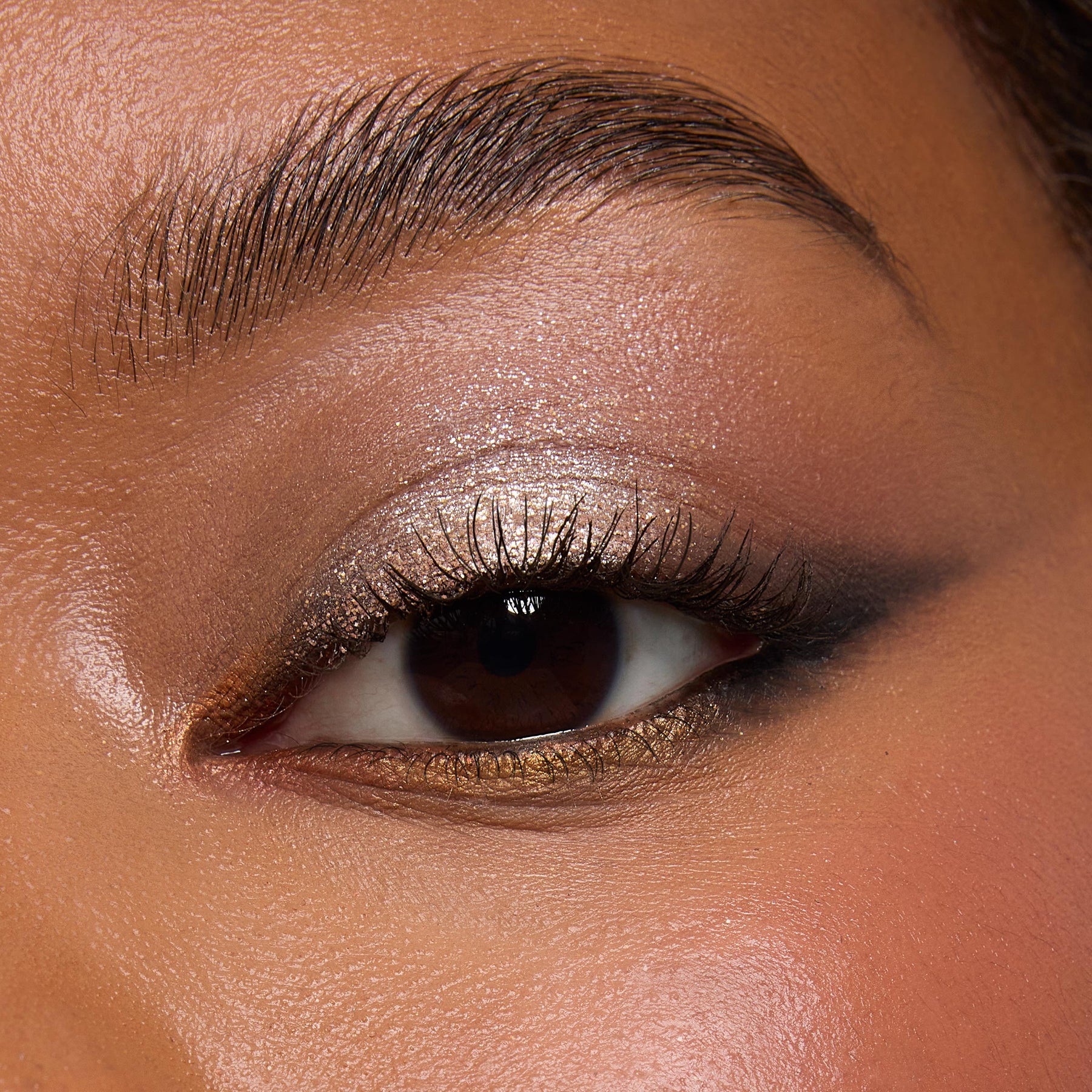 Precious Metals - Classic Timeless Eye Detail