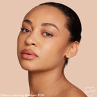 Medium 90 W - Pearlescent Evening Complexion Look