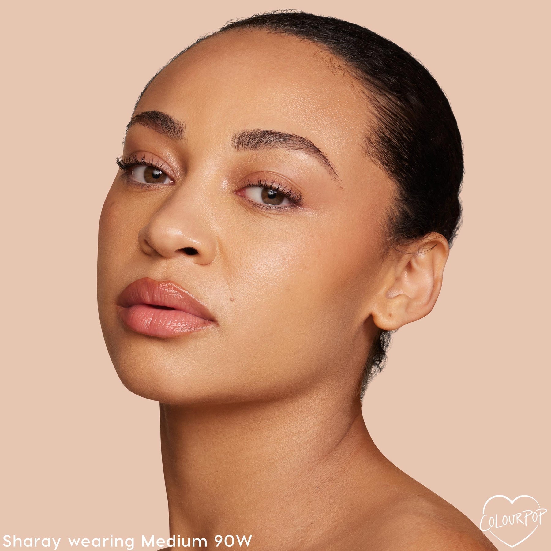 Medium 90 W - Pearlescent Evening Complexion Look