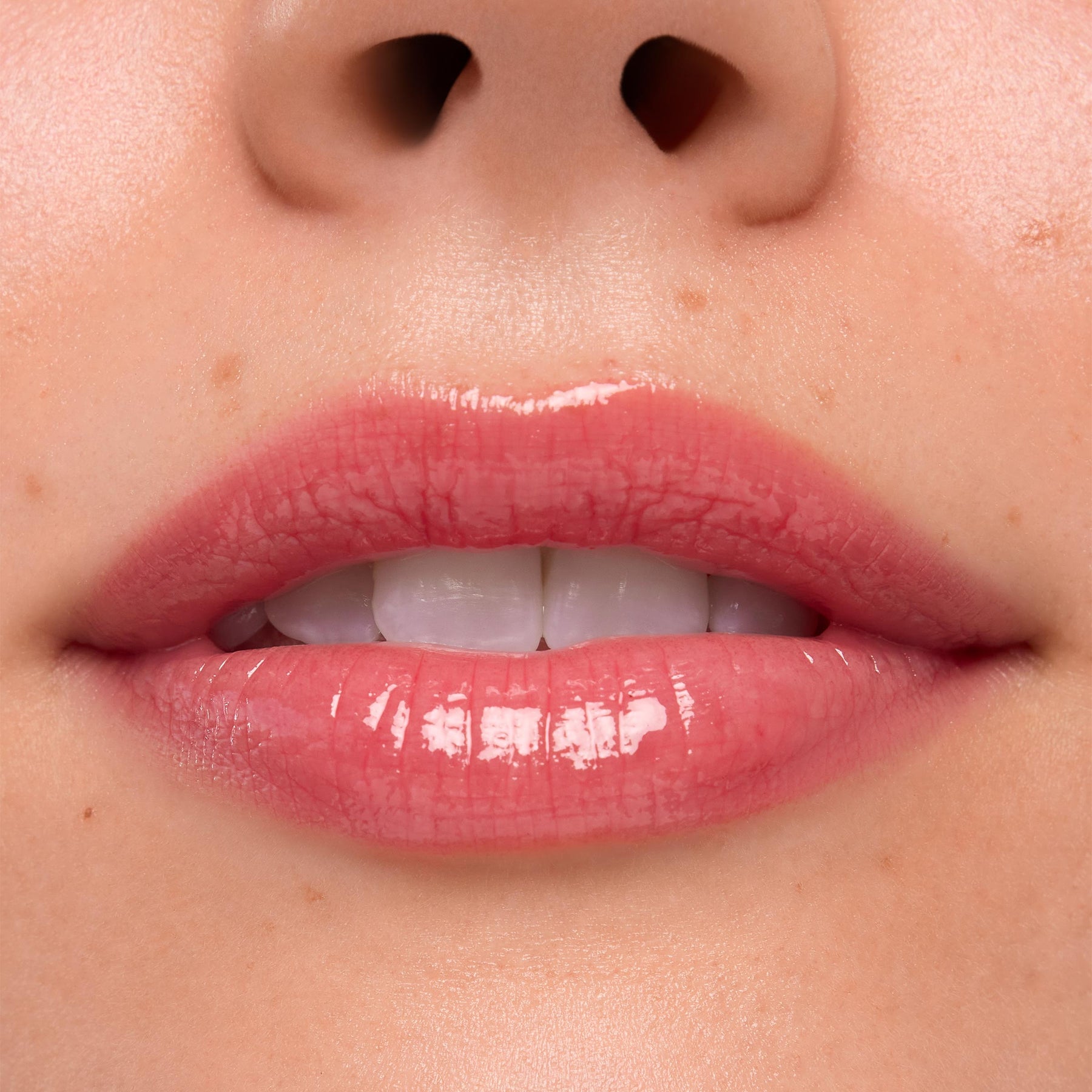 Experiment 626 - Glowing Vibrant Lip Edit