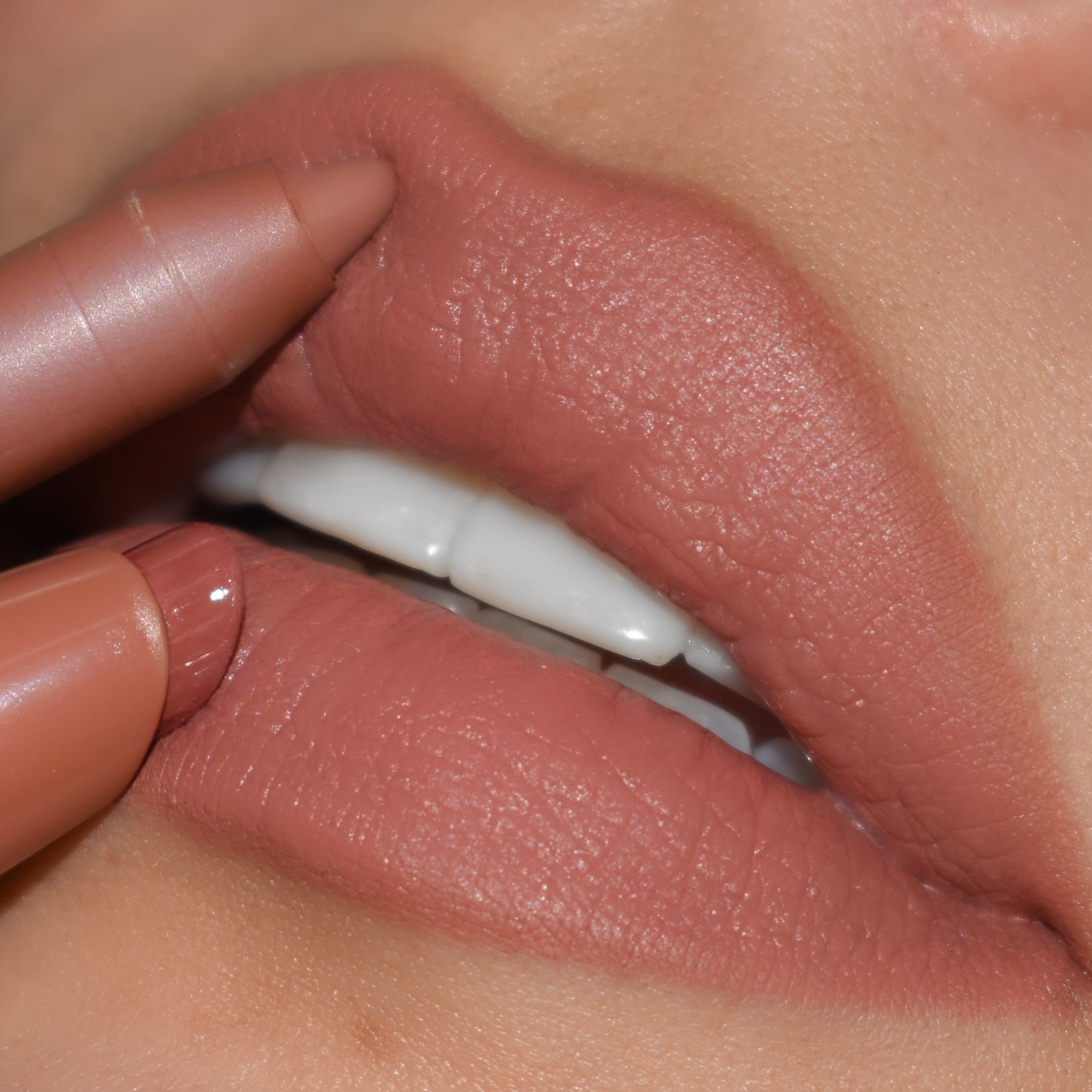 All My BFFs - Gentle Daily Lip Detail