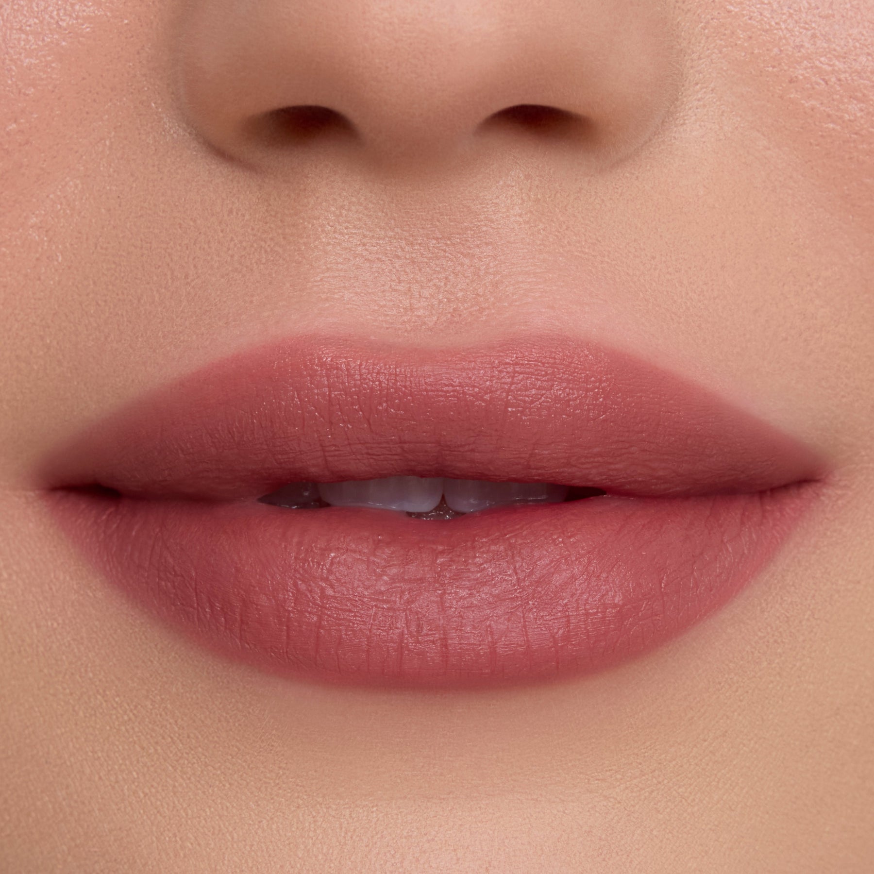 So Dreamy - Featherlight Complete Lip Essential