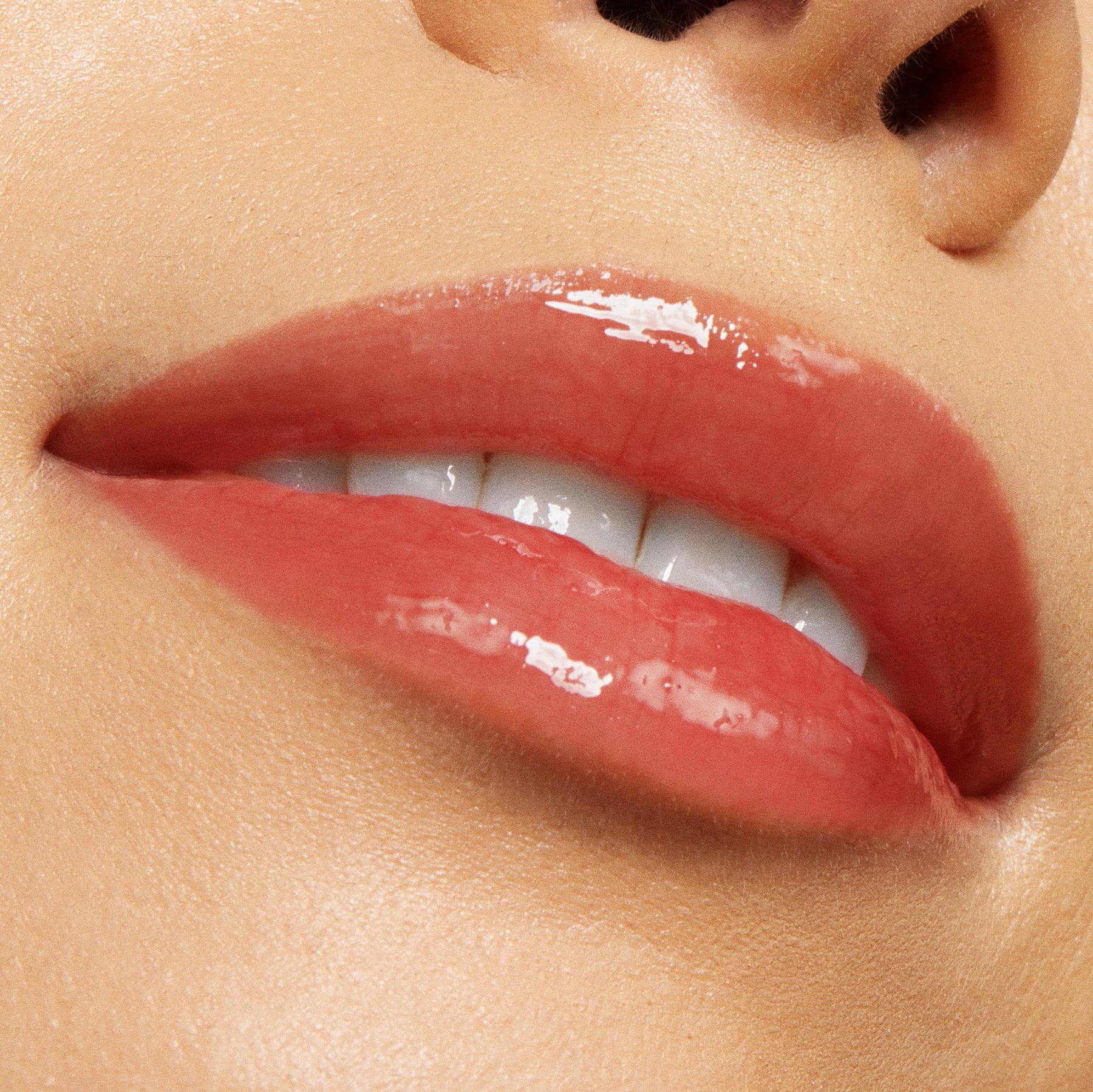 Vampy Lips - Curated Timeless Lip Mood