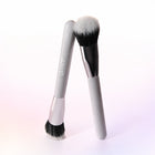 Angled Blending Face Brush - Comfortable Modern Artistry Pick