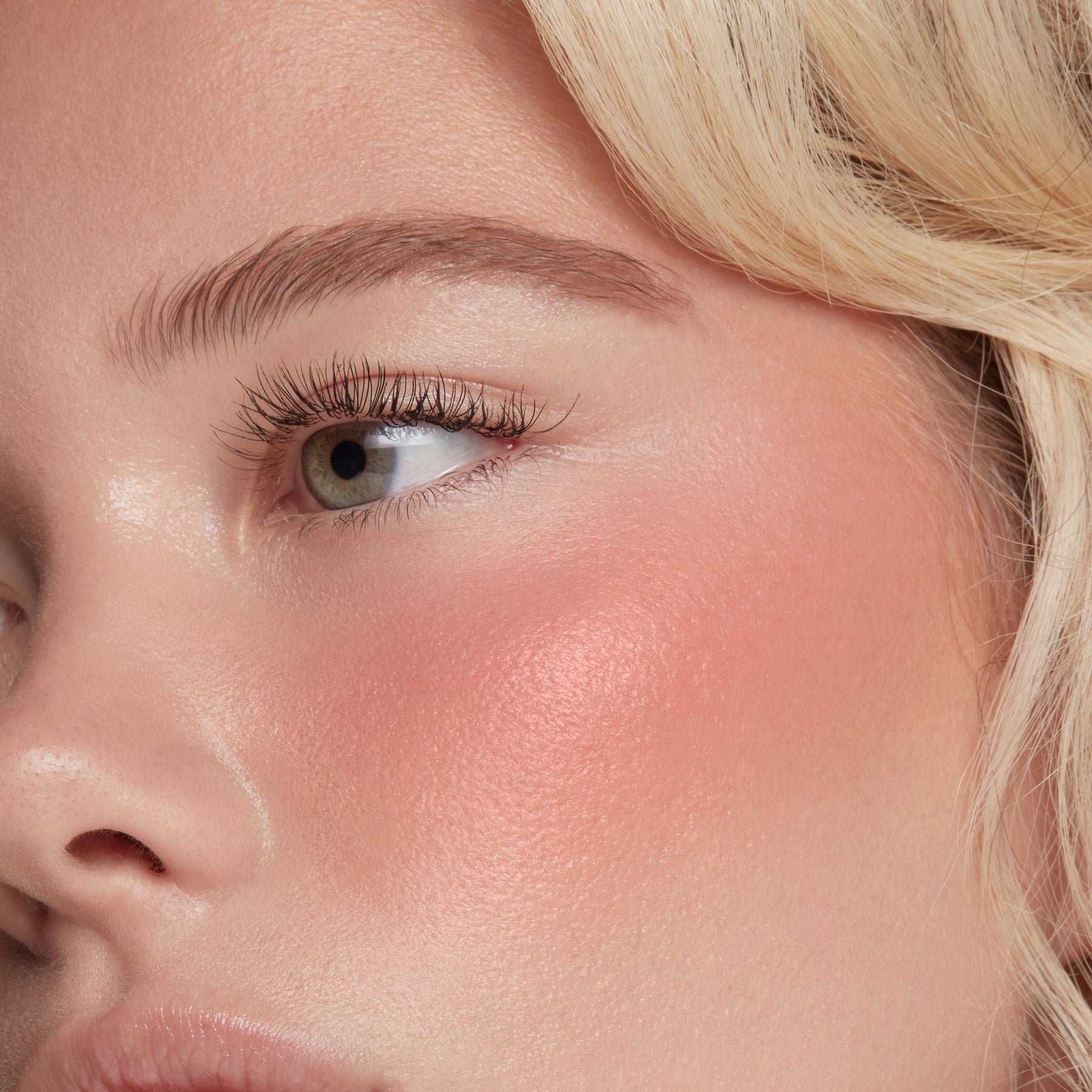 Super Shy - Lightweight Vibrant Cheek Duo