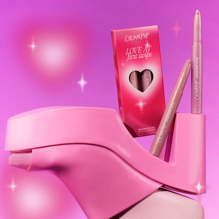 Love At First Swipe - Classic Weekend Eye Look